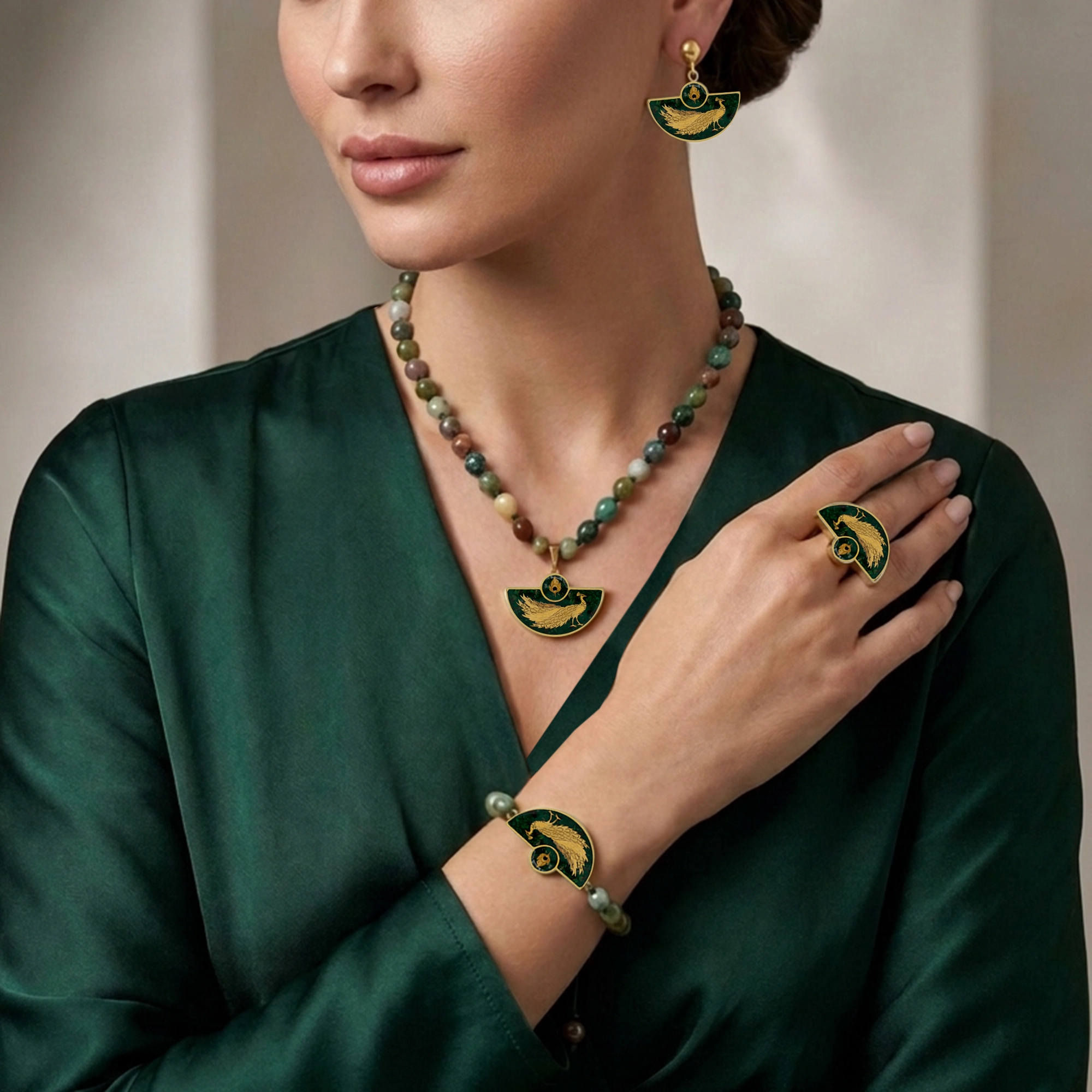 سرویس زنانه عقیق سبز طاووس طرح2