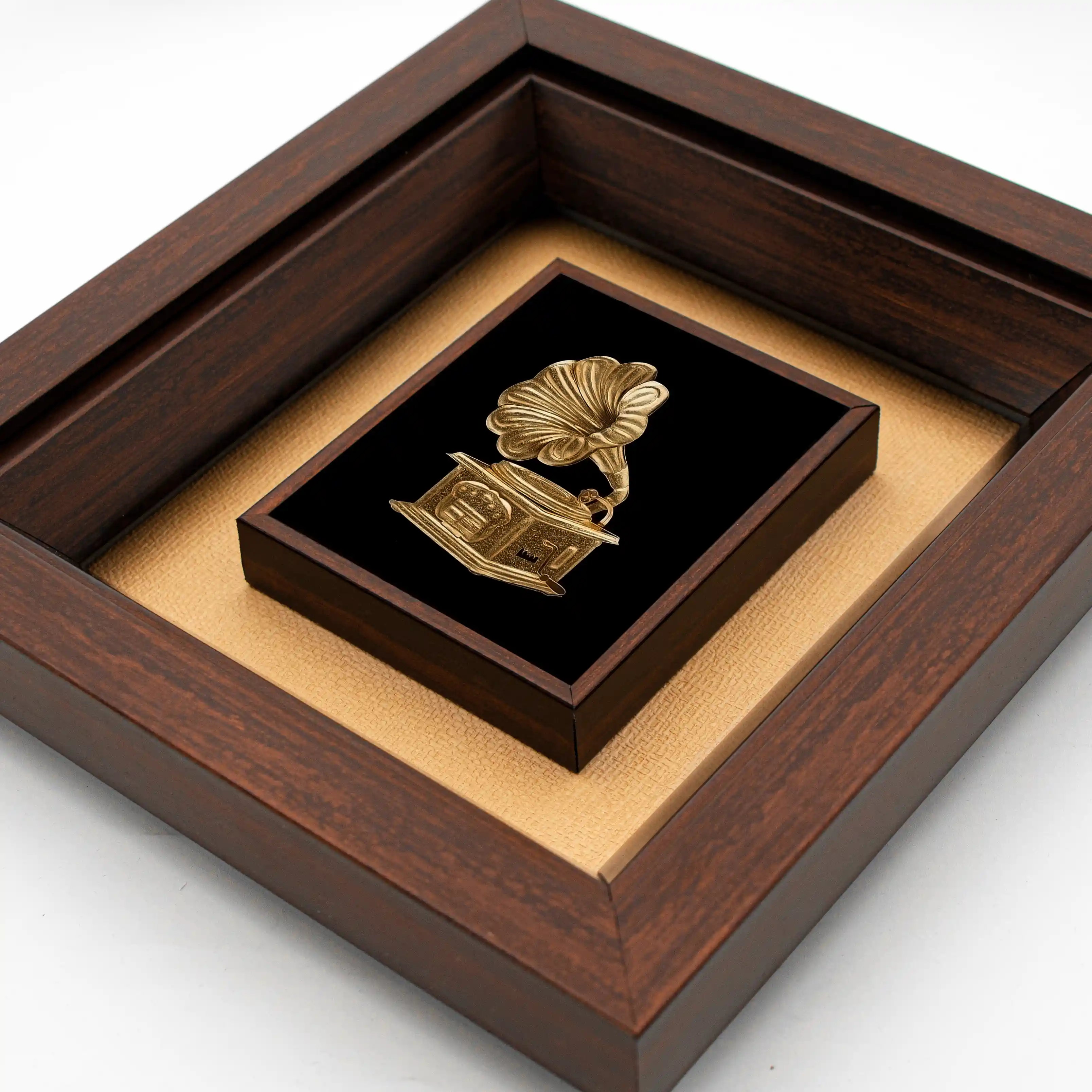 تابلو گرامافون (24*22)