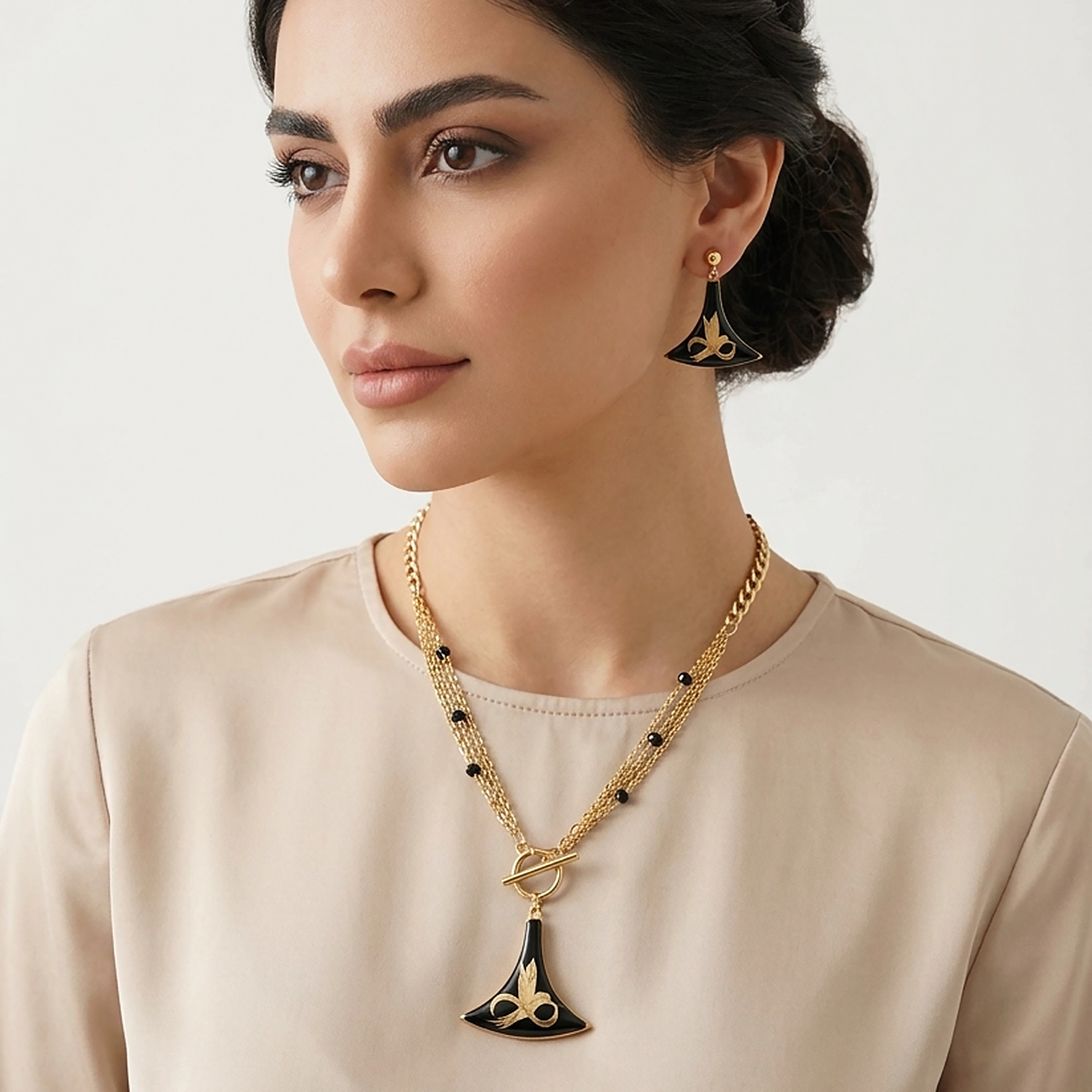 گوشواره دامنی اونیکس اینفنیتی
